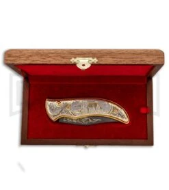 Custom Russian Gold Lion Automatic Knife - Damascus Plain -Grindworx Custom Russian Gold Lion Auto Damascus RV HC3 LION DAM GX 31050 jr box large