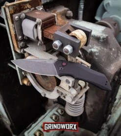 Kershaw Launch 1 Gray Automatic Knife - Blackwash Plain -Grindworx Kershaw Launch 1 Automatic Knife Black Aluminum BlackWash 7100BW BHQ 27374 kp lifestyle web large 2